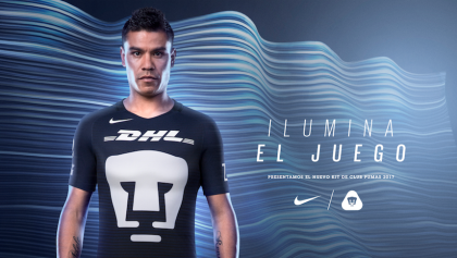 Tercer uniforme de Pumas