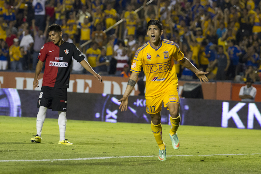 Alan Pulido en Tigres