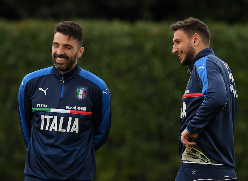 Gianluigi Buffon y Donnarumma