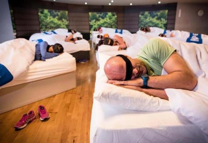 Napercise - Durmiendo en el gimnasio