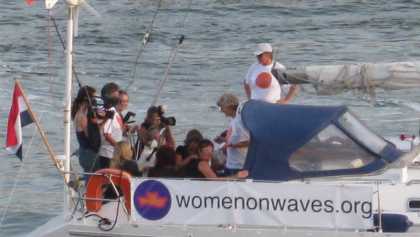 El barco Women on Waves