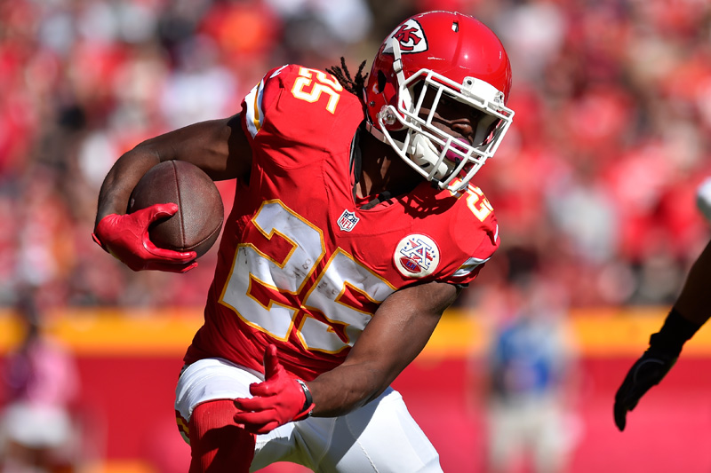 Jamaal Charles ha firmado con los Broncos de Denver