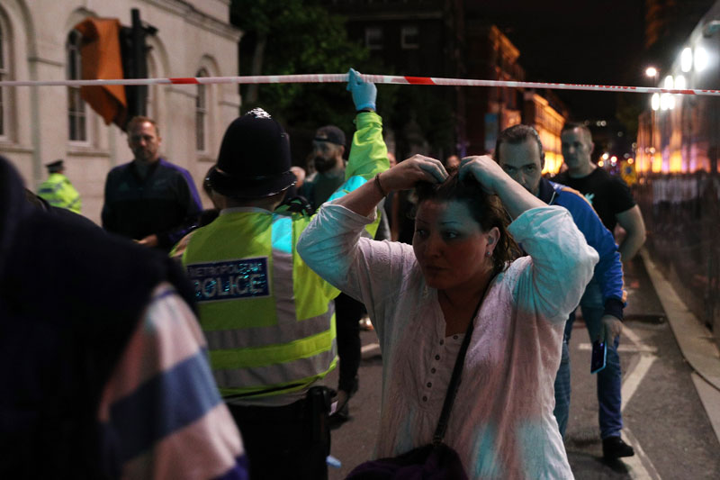 Gente evacuada tras ataque en London Bridge Londres