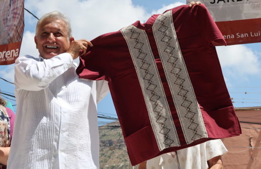 Andrés Manuel López Obrador critica a diario Reforma