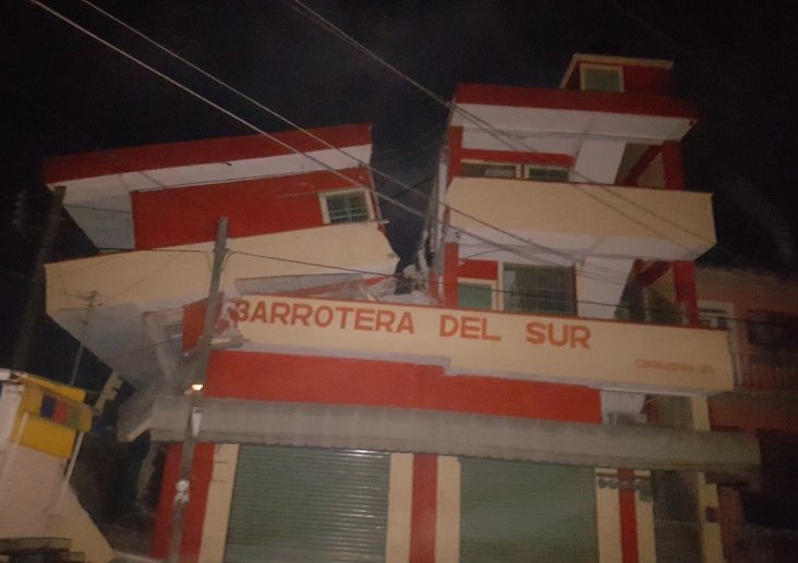 Hotel Matías Romero completamente destruido