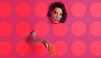 St. Vincent nos enseña cómo crear un buen disco con el corazón roto con MASSEDUCTION