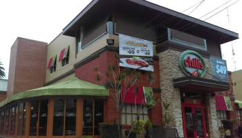 Asaltan a comensales de Chili's Universidad