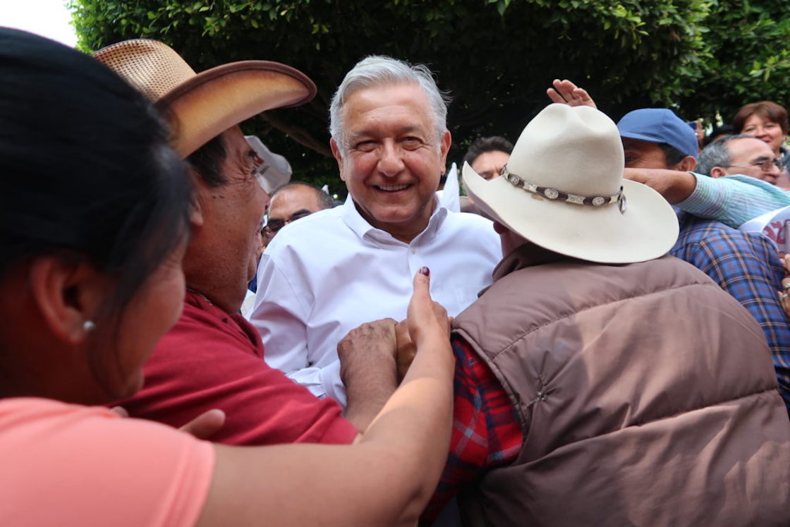 Andrés Manuel López Obrador, precandidato presidencial de Morena