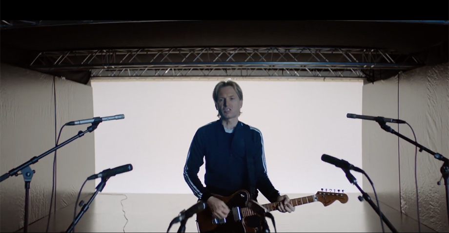 ¿Alex Kapranos eres tú? Franz Ferdinand lanza video para "Always Ascending"