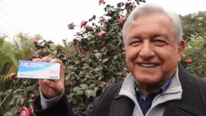 Andrés Manuel López Obrador, precandidato presidencial de Morena