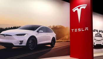 ¡Chamba, chamba! Tesla te está buscando para que trabajes con ellos en Gigafactory