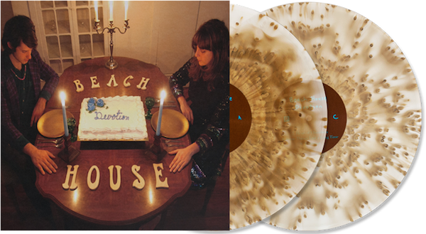 Beach House lanza un vinilo edición especial para celebrar 10 años de devotion