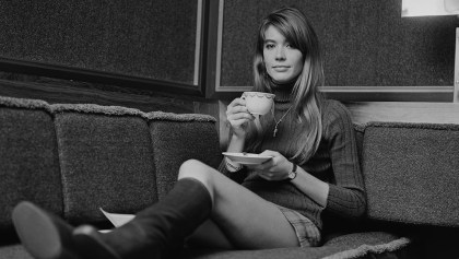 Françoise Hardy está de regreso con nuevo disco después de 6 años