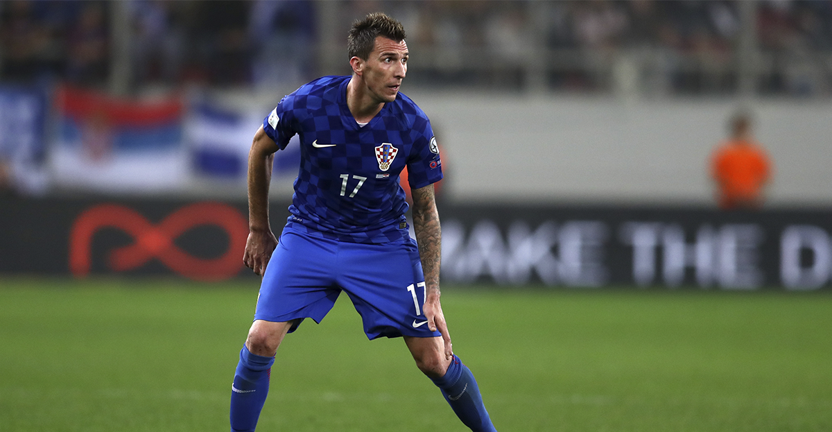 Mandzukic baja con Croacia