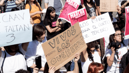 manifestación en contra de desaparición de estudiantes