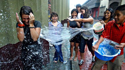 sabado-de-gloria-agua