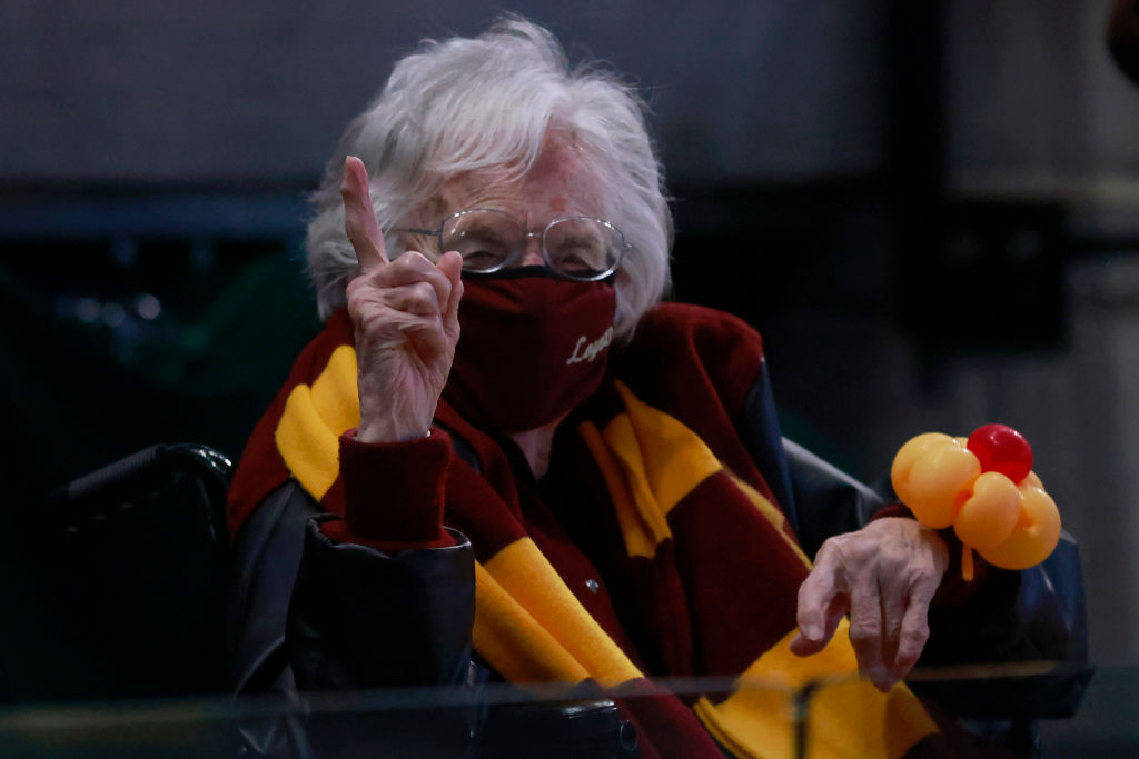 Sister Jean, aficinada de Loyola