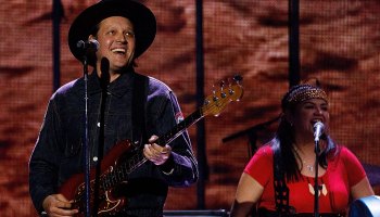 Blast from the past! Arcade Fire coverea a The Pretenders con “Don’t Get Me Wrong”