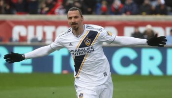 Zlatan-Ibrahimovic-Los-Angles-Galaxy-Gol