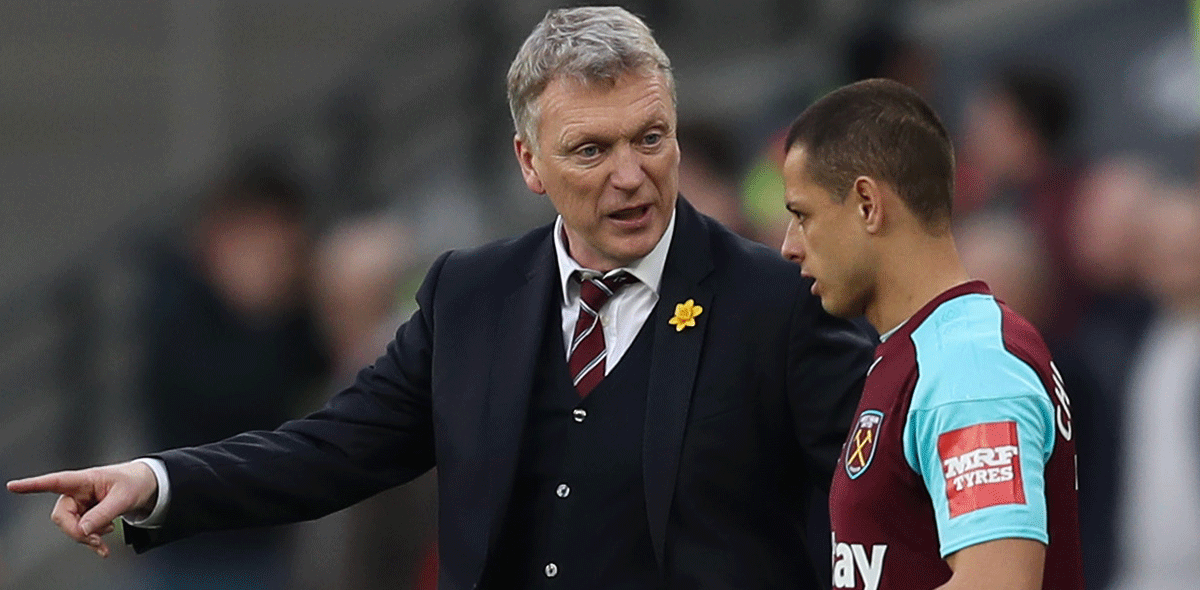 David Moyes y su problema con 'Chicharito'