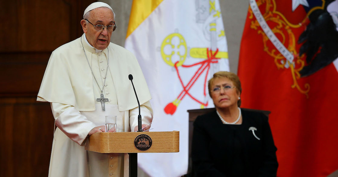 Papa Francisco dimisión de sacerdotes en Chile caso Juan Barros