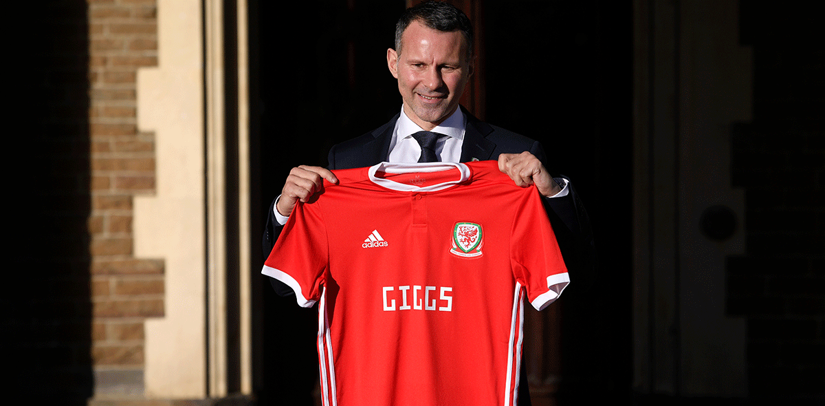 Ryan Giggs es técnico de Gales