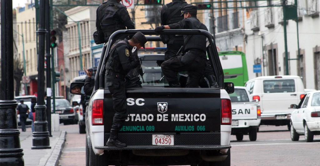 policia-edomex-rescatan-niño-discapacidad