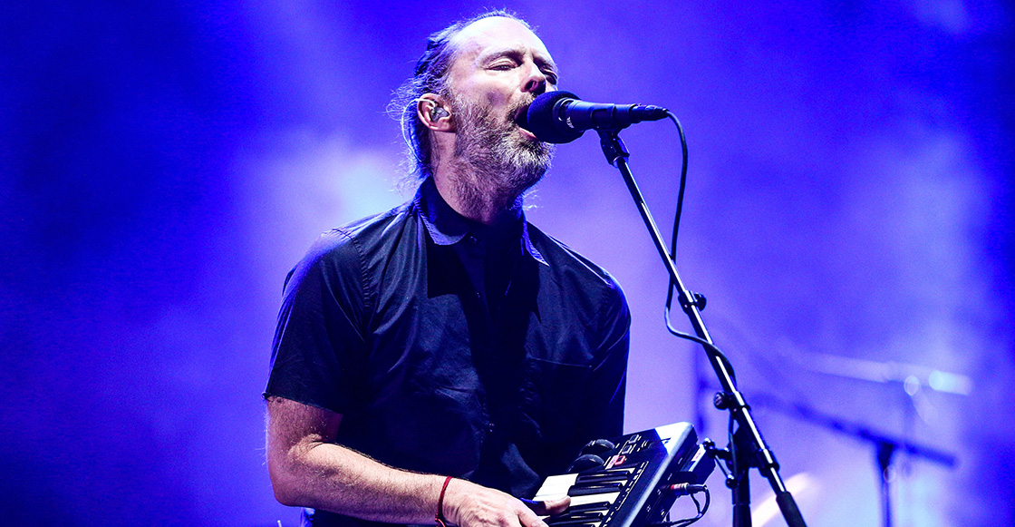 ¡Tómala, Bond! Thom Yorke tocó ‘Spectre’ en vivo por primera vez