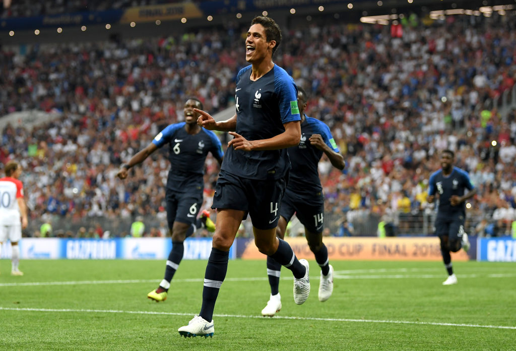 Raphael Varane nervioso por que le comparen con otros futbolistas