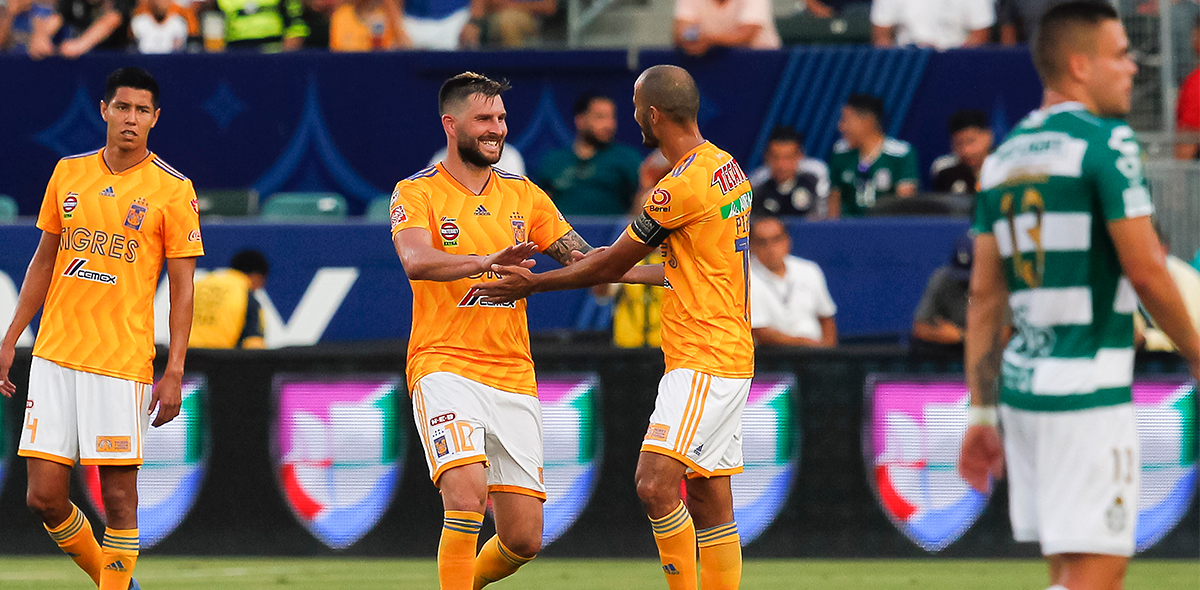 ¡Monsieur Gignac! André-Pierre empató récord goleador de Walter Gaitán