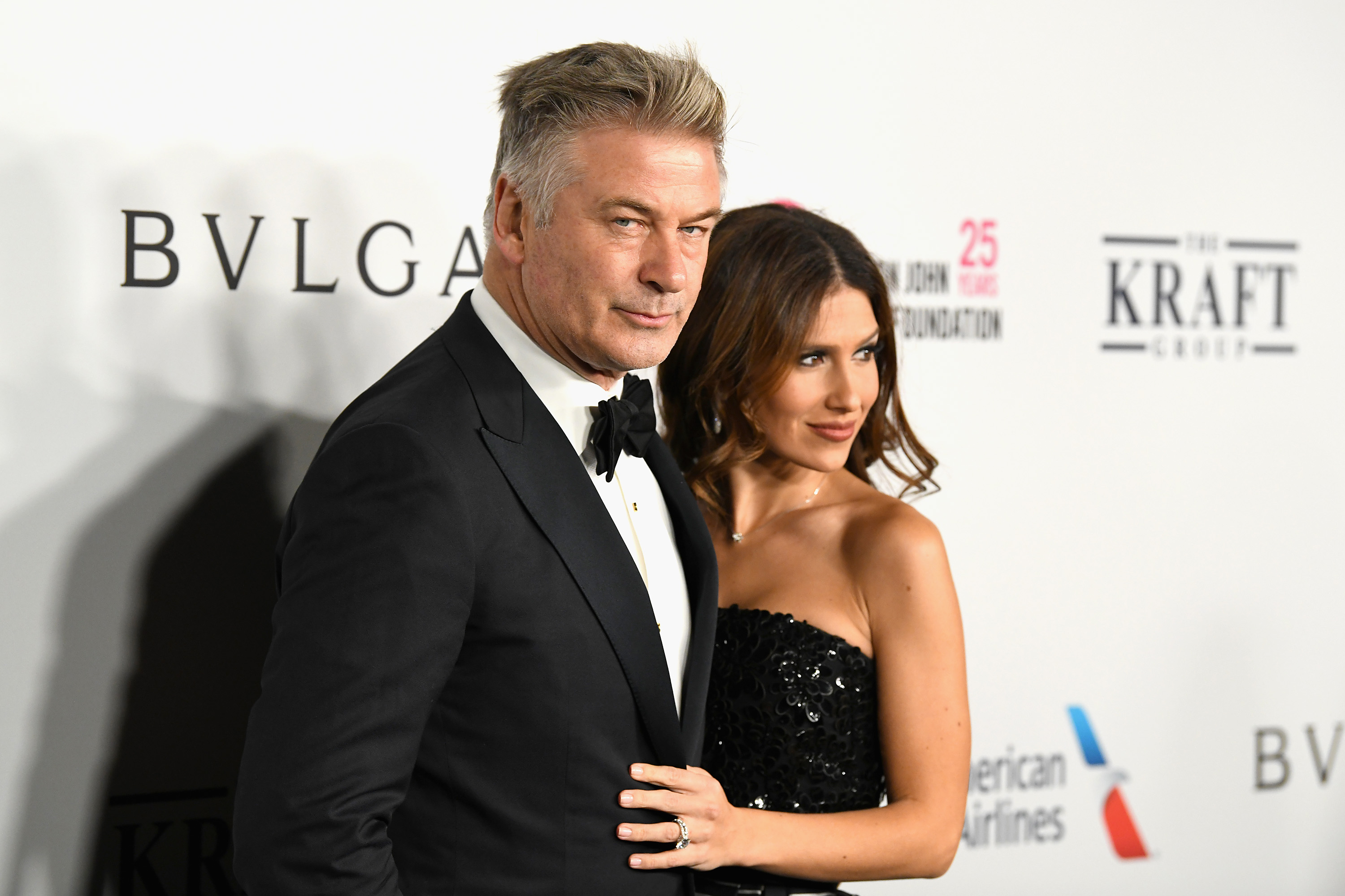 Un estafador usó la foto de Alec Baldwin para su identificación