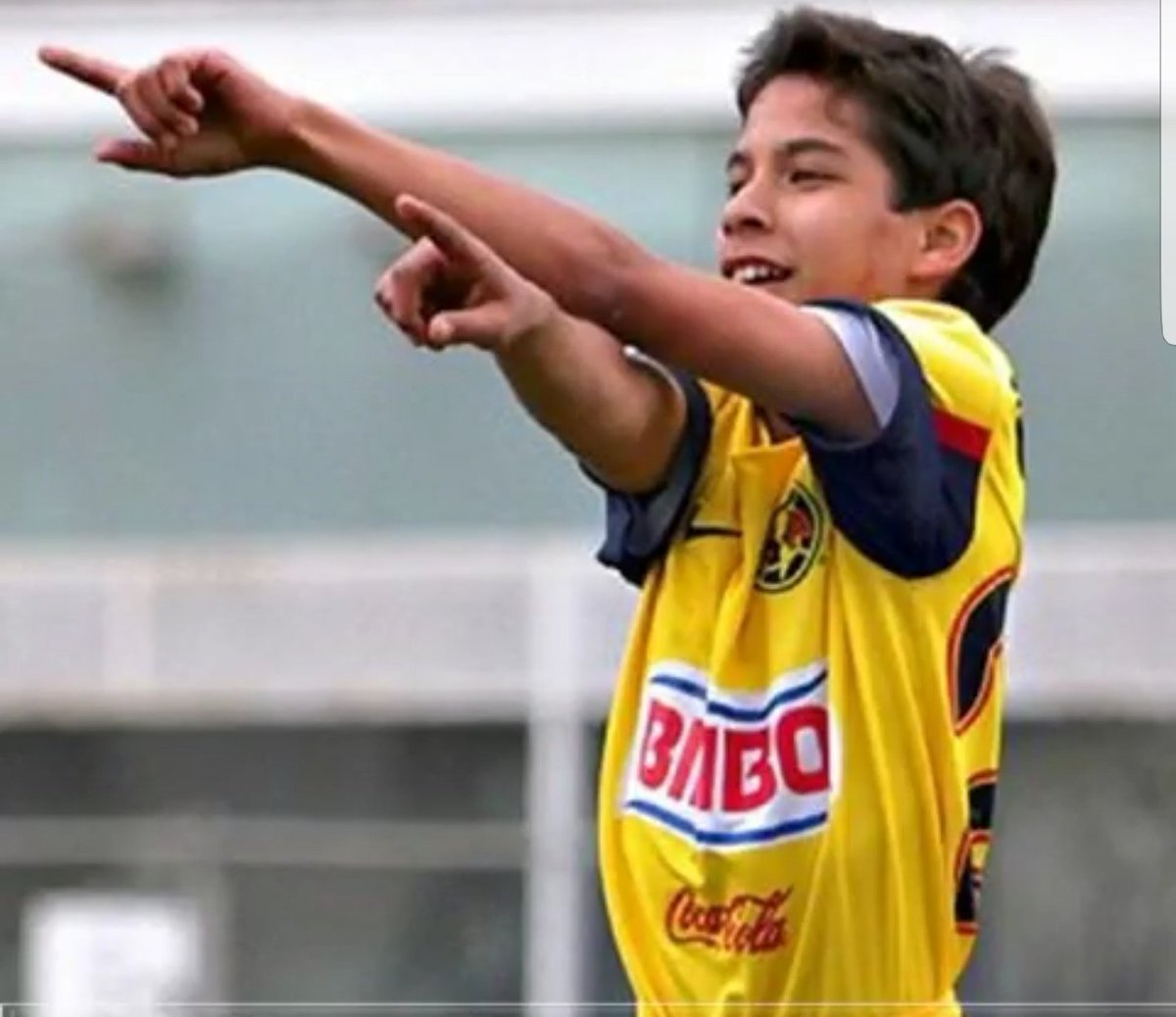 ¡Sin llorar! Pachuca presume formación de Diego Lainez tratando de opacar al América