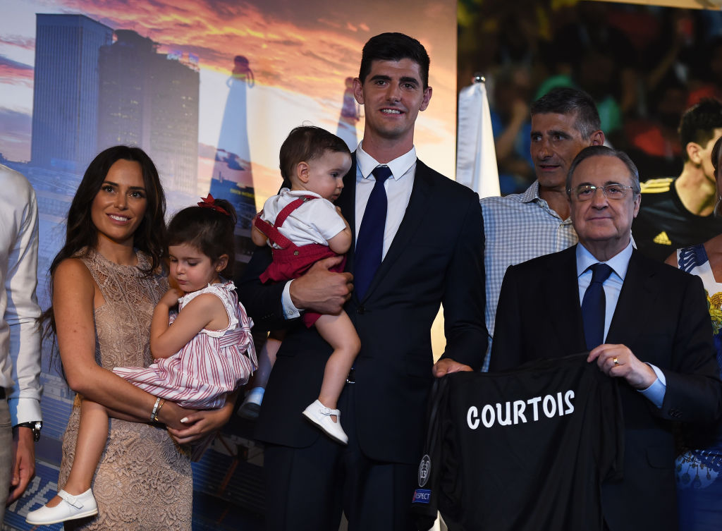 15 imágenes de la presentación de Thibaut Courtois con el Real Madrid