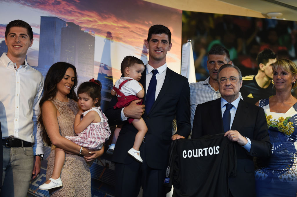 15 imágenes de la presentación de Thibaut Courtois con el Real Madrid