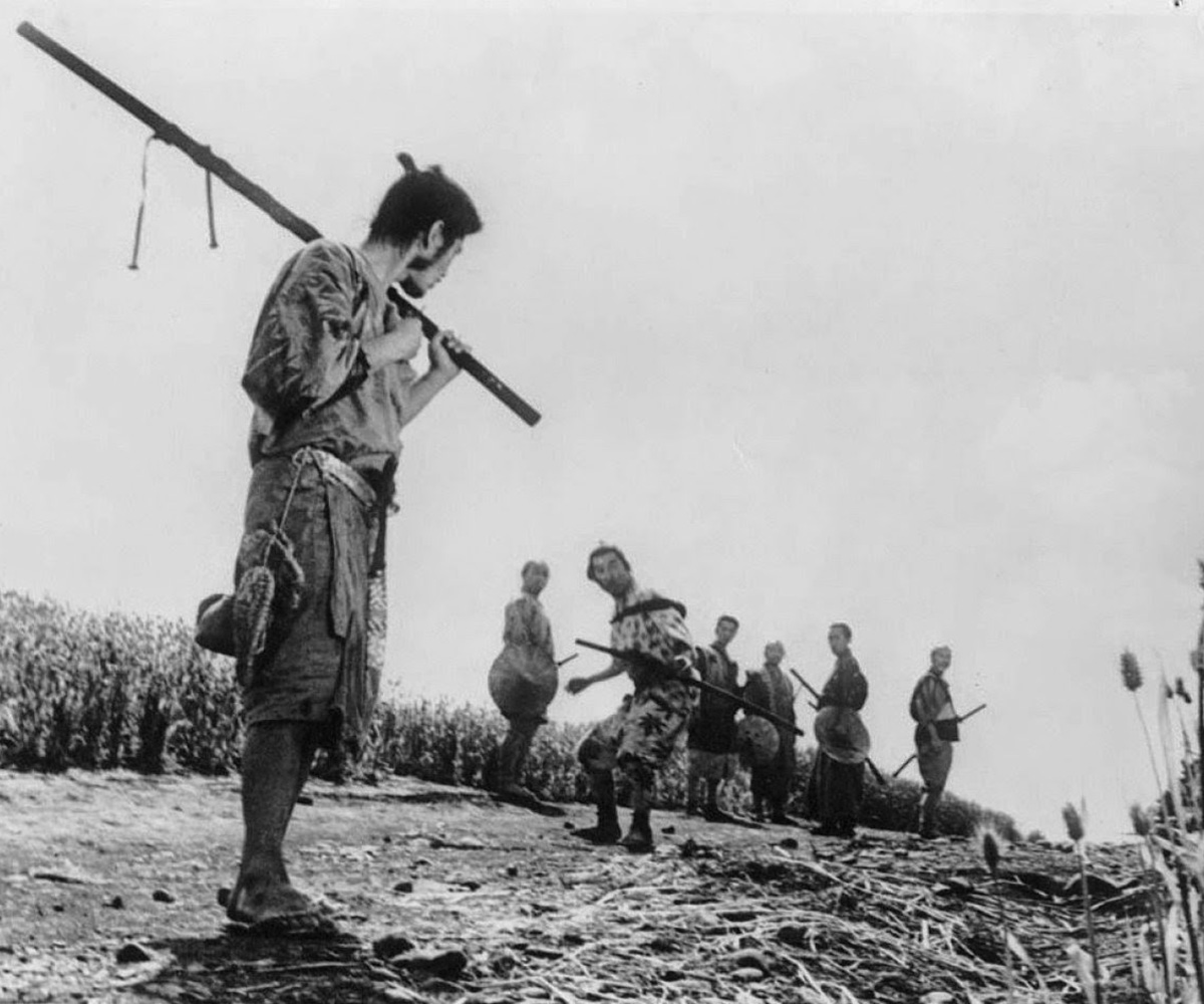 Акира куросава самурай. 7 Самураев фильм 1954. Семь самураев Куросава. Семь самураев Акиры Куросавы. Самурай Акира Куросава.