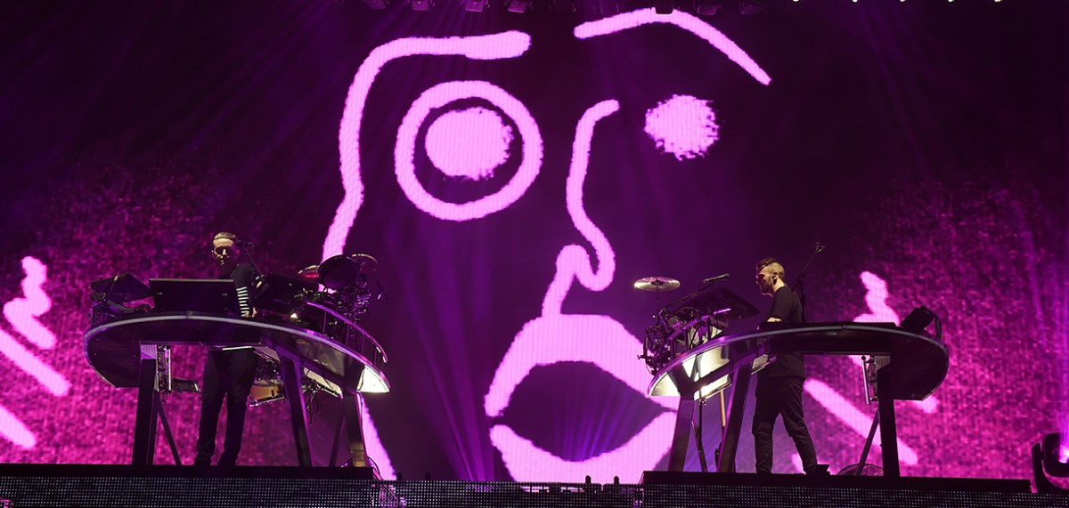 Combo breaker! Disclosure rinde tributo a Elvis Presley con “Where Angels Fear To Tread”