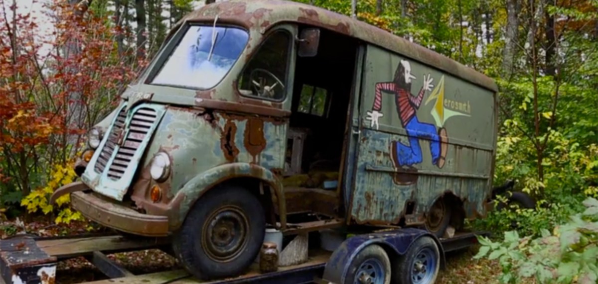 Encuentran en un bosque la camioneta de tour que Aerosmith usaba en 1964