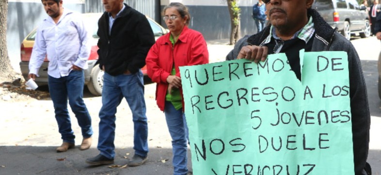 15 órdenes de aprehensión contra expolicías de Veracruz por caso Tierra Blanca