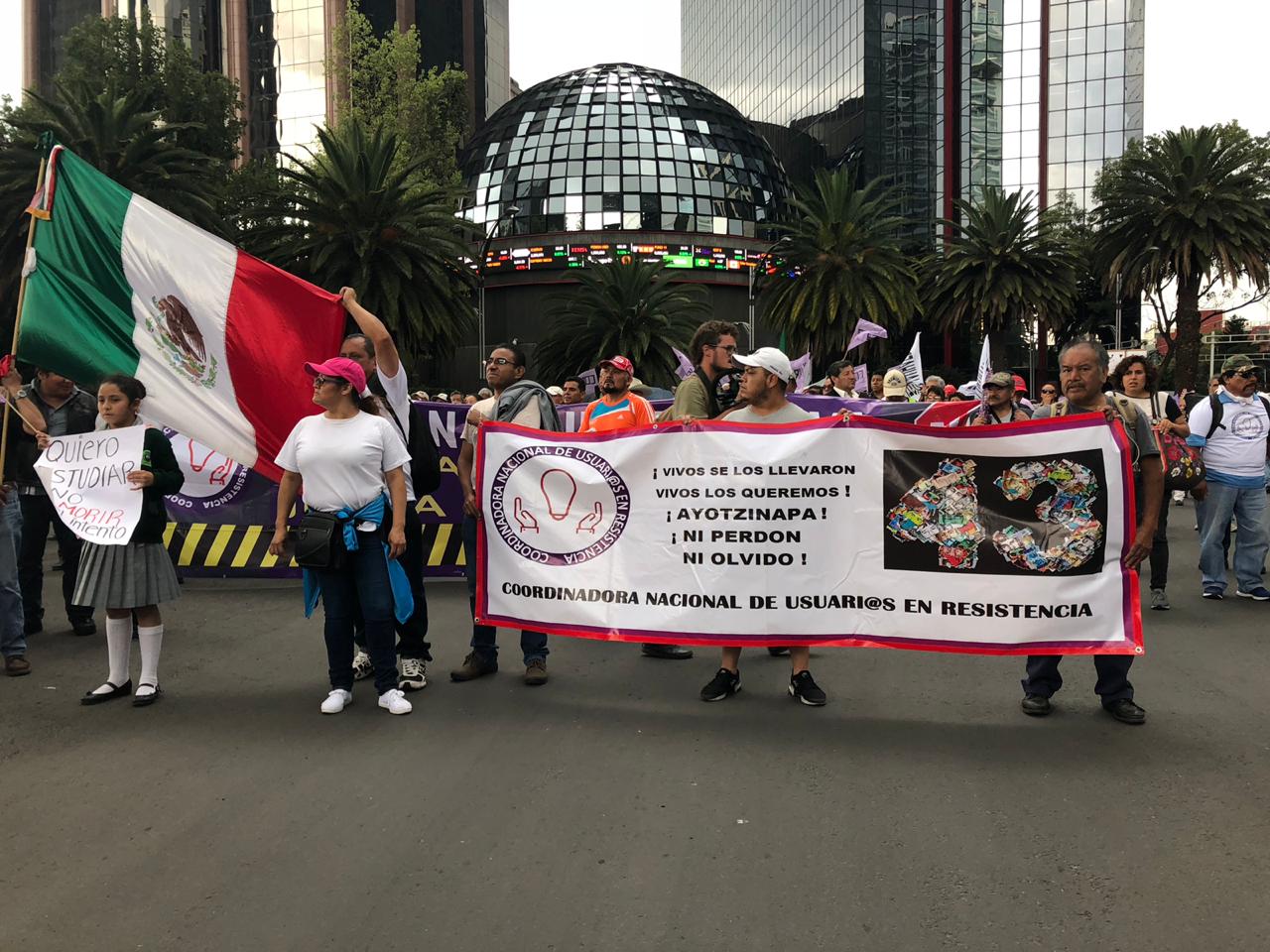 marcha-ayotzinapa-07