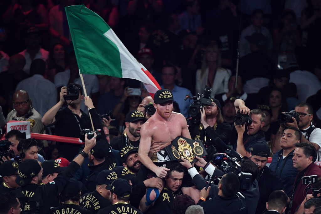 ¡'Canelo' Álvarez pelearía en diciembre y tendría revancha con Golovkin en 2019!