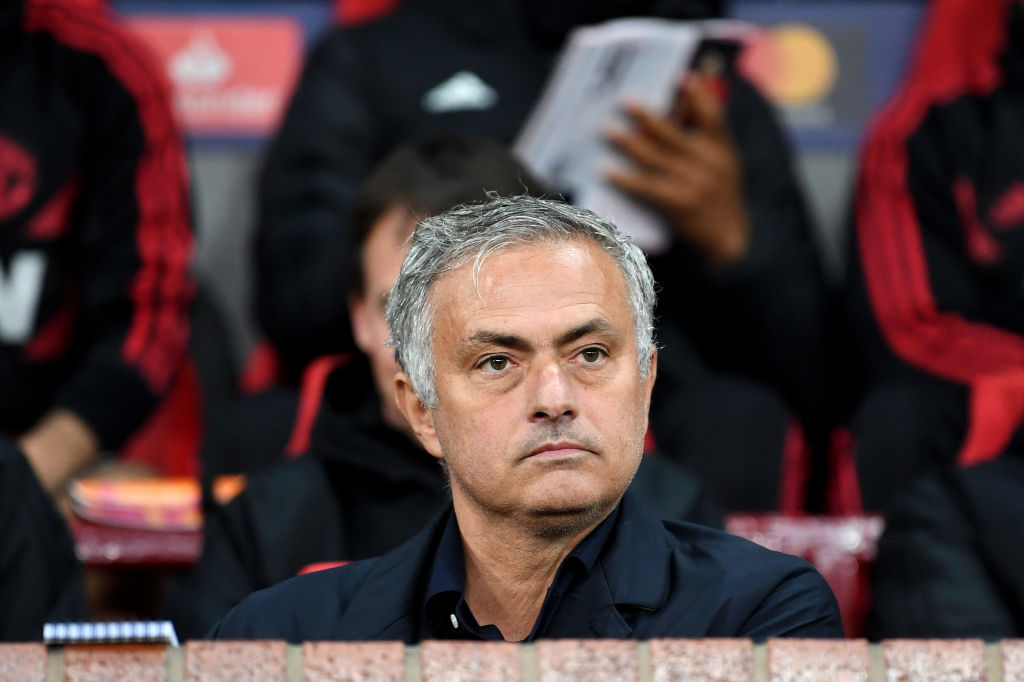 3 razones por las que Mourinho tiene un pie fuera del Manchester United