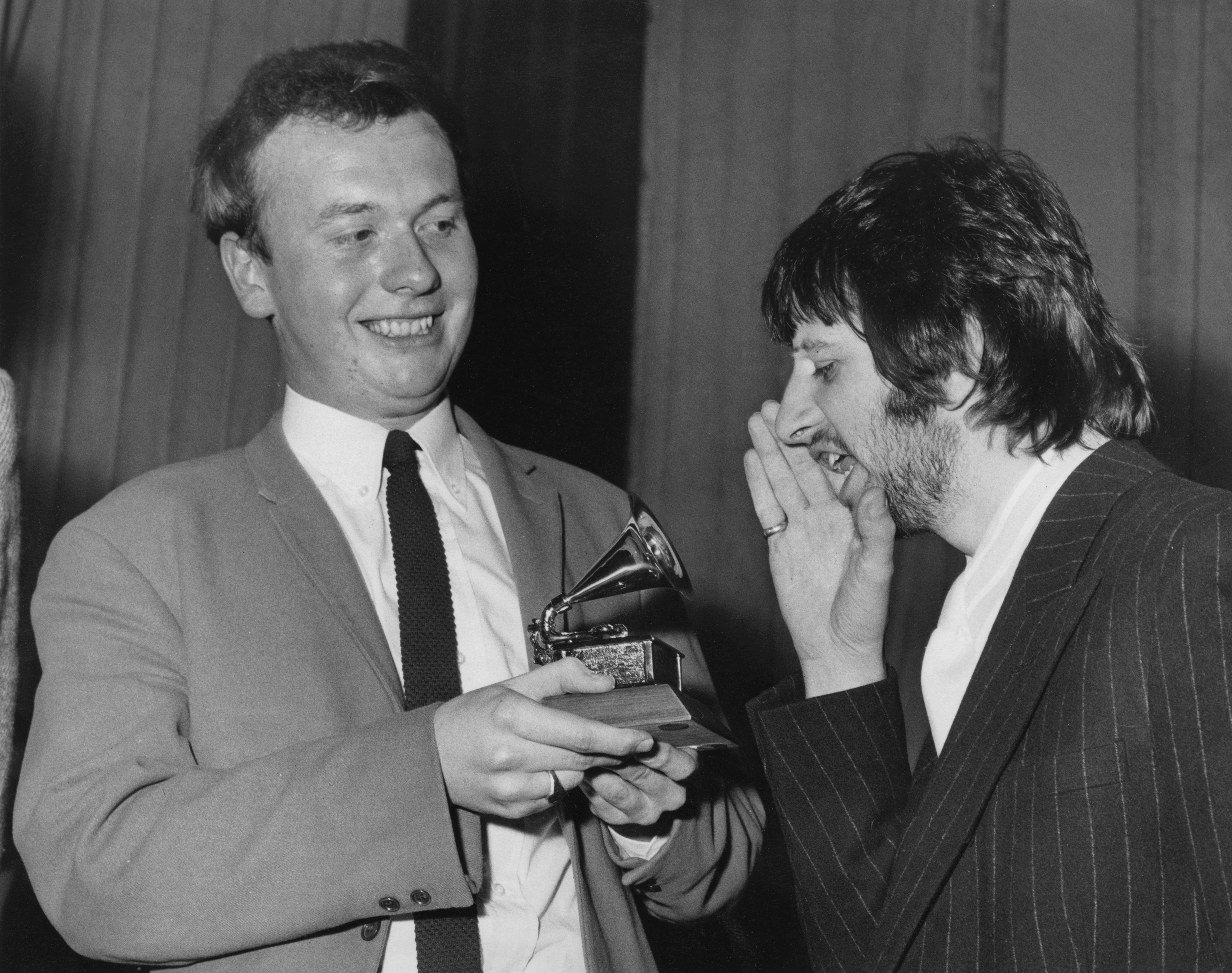 Murió Geoff Emerick, colaborador e ingeniero de audio de The Beatles