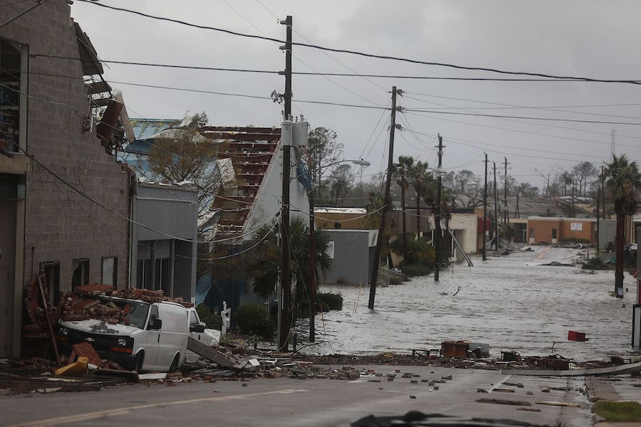 Al menos 12 muertos ha dejado el paso del huracán Michael en Estados Unidos 