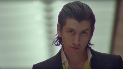 Checa el nuevo documental de Arctic Monkeys titulado ‘Warp Speed Chic’