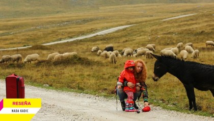 ‘La caótica vida de Nada Kadic’ y la inmersión de las audiencias en el caos