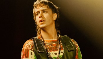 "Hay muchos lugares donde escuchar buena música y Spotify no es uno de ellos": Julian Casablancas