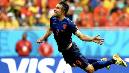 Robin Van Persie anuncia su retiro, y acá te dejamos sus mejores goles