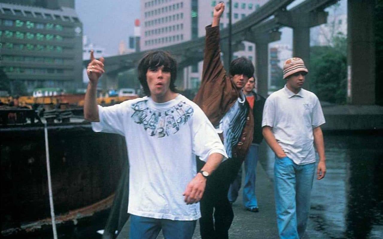 ¡Ian Brown lanzará nuevo disco después de 10 años!