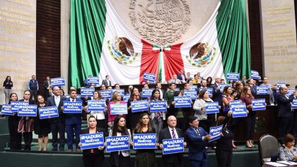 '¡Fuera Maduro!' El PAN protesta y revienta sesión en Cámara de Diputados