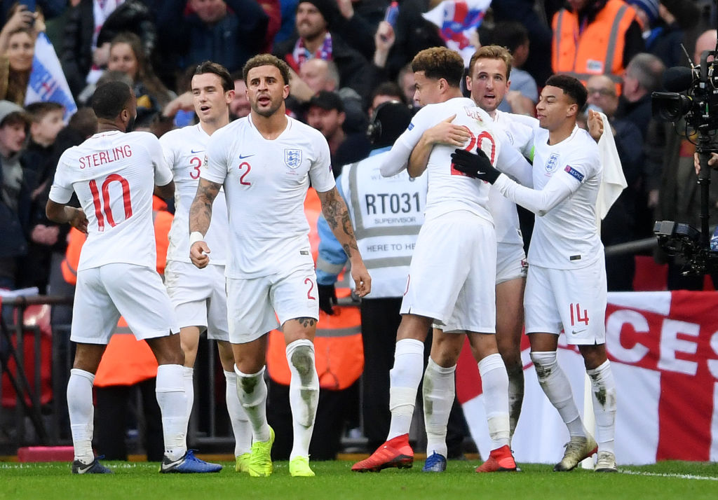 Gareth Southgate y la afición se rinden ante Kane: “Es el mejor delantero del mundo”